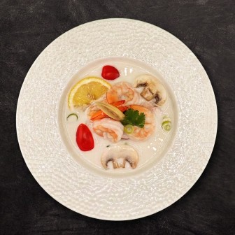Tom Kha